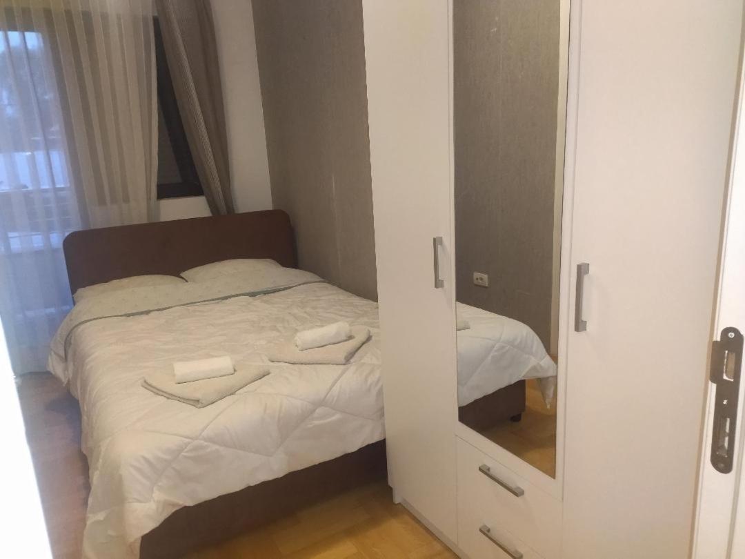 Apartman Gana Altina Lux Белград Экстерьер фото